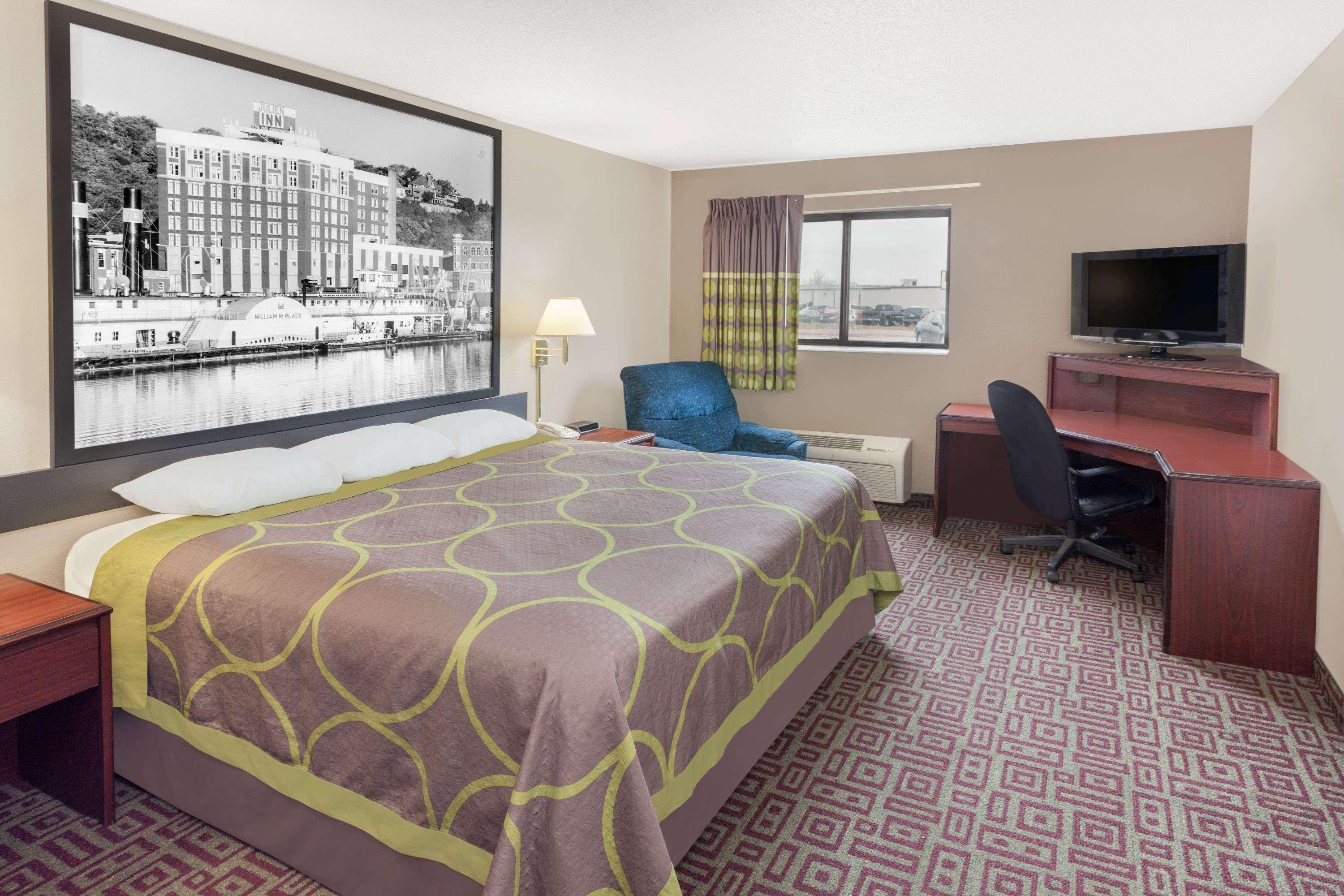 Hotel Super 8 By Wyndham Muscatine Zewnętrze zdjęcie