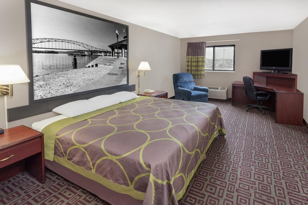 Hotel Super 8 By Wyndham Muscatine Zewnętrze zdjęcie